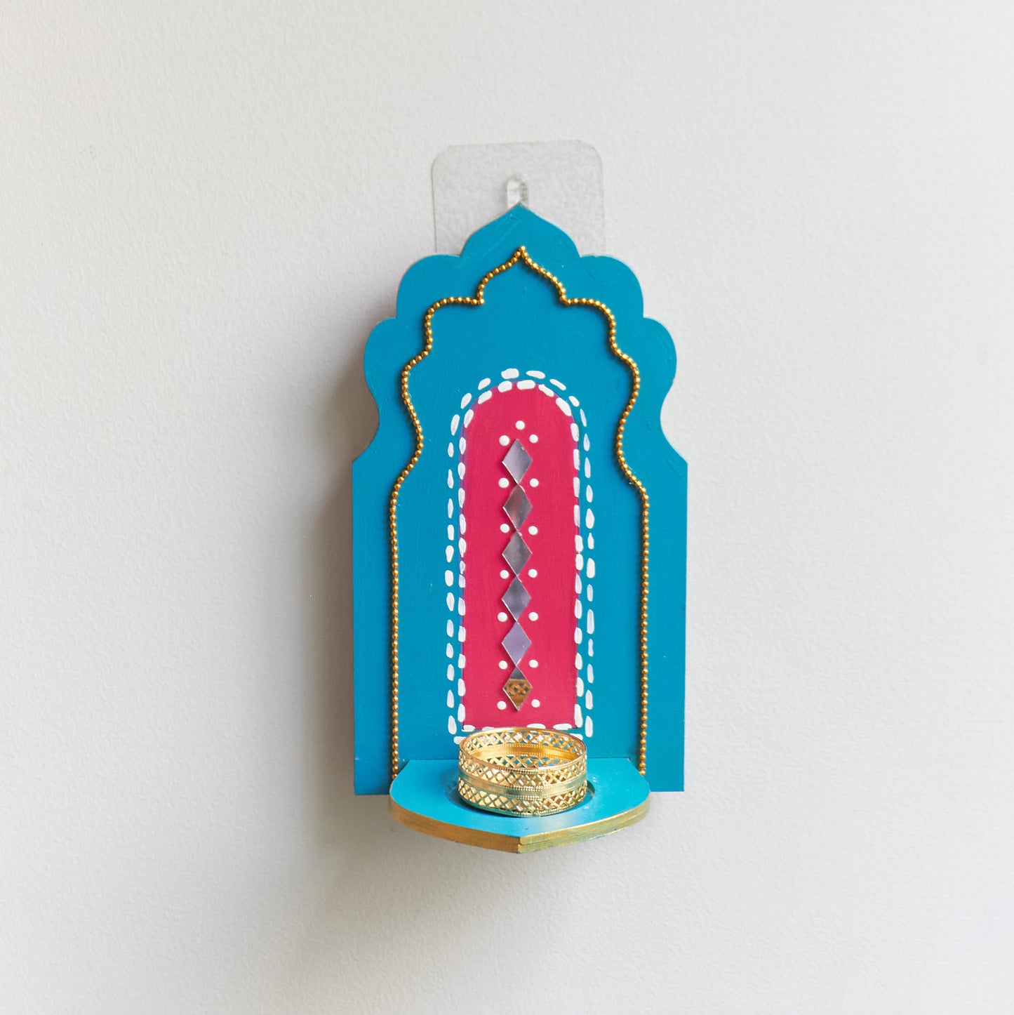 🪔 Handpainted Jharokha Style Wall Hanging T-Light Holder – Available in 5 Colours